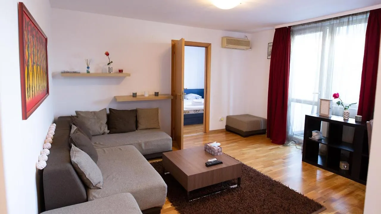 Nicole'S Apartment 2 Bucharest